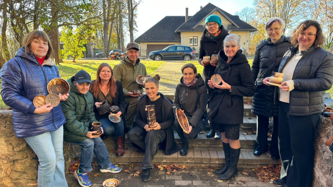Raku keramikas tehnika: Latgales pedagogi pilnveido profesionālo kompetenci RMDS